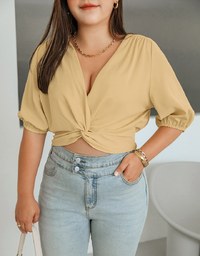Classy Front Knot 3/4 Sleeve Crop Top