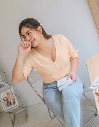 Gingham Scrunch Cinched Waist Crop Top