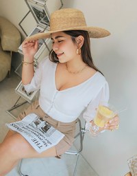 Minimalist Striped Chiffon Buttoned Crop Top
