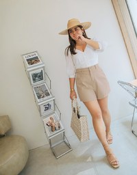 Minimalist Striped Chiffon Buttoned Crop Top