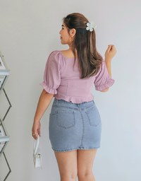 Fine Checkered Front Knot Puff Sleeve Crop Top