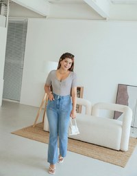 Basic Minimalistic Button Down Crop Top
