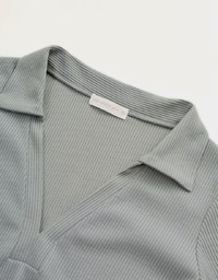 Décolleté V Lapel Knit Crop Top