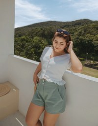 Wrinkled Embossed Lotus Leaf Crop Top