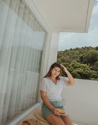 Wrinkled Embossed Lotus Leaf Crop Top