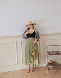 Irregular Layered Slit Flowy Maxi Skirt