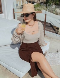 Minimalist Side Scrunch Slit Knit Maxi Skirt