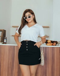 Edgy Chic High Waisted Button-down Mini Skirt