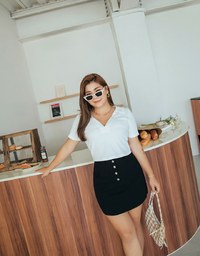 Edgy Chic High Waisted Button-down Mini Skirt