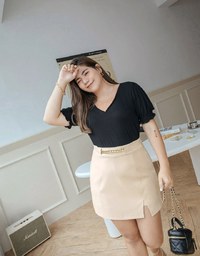 Urban Chic Front Metallic Chain A-Line Skort