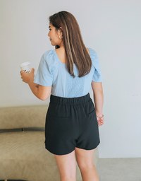 Simple Plain Pleated Slim Fit Shorts