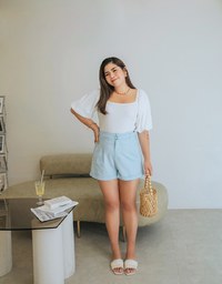 Basic Versatile High Waisted Turn-Up Shorts (With Belt)