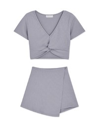 Stark Minimalism Front Twist Top + Skorts Set Wear