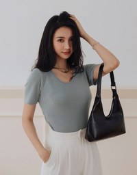 Basic Minimalistic Back Knot Hollow Knit Top