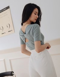 Basic Minimalistic Back Knot Hollow Knit Top