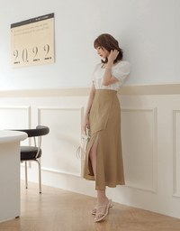 Enhanced Square Neck Ruffled Splice Top