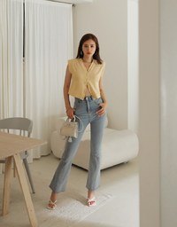 Beyond Basic 2WAY Buttoned Vest Top
