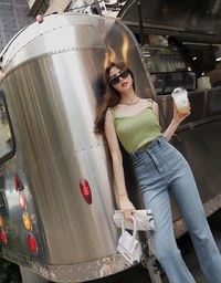 V-Notch Denim Jeans Flare Pants