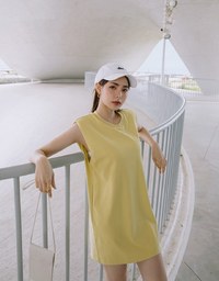 【Vacanza 】Simple Sleeveless Mini Dress With Shoulder Pads