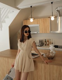 Simple Plain Pleated Sleeveless Playsuit