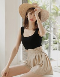 Minimalist Square Neck Knit Tank Top