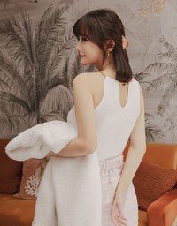 [I'M Meme] Gold Chain Shoulder-Sharp Knit Crop Tank Top
