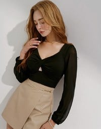 Heart Kink Puff Sleeve Short Top (With Chest Pad)