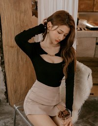 Gold Chain Cutout Rib Cropped Top