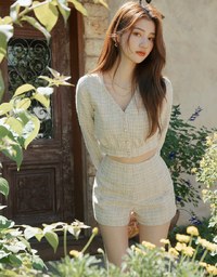 Chic Tweed Long Sleeve Crop Top