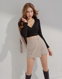 Overlap Lapel Low Cut Pitch Crop Top