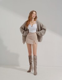 V Low-Cut Scrunch Crop Tank Top (with padding)