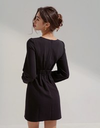 Gold Chain Low-Cut Openwork Pescado Sleeve Mini Dress