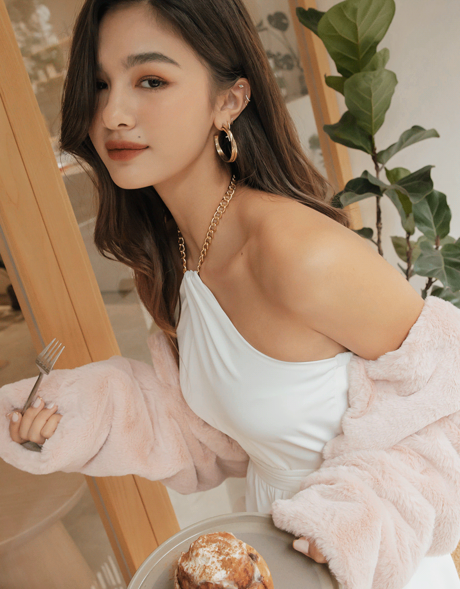 Gold Chain Hollowed Shoulder Loose Mini Dress