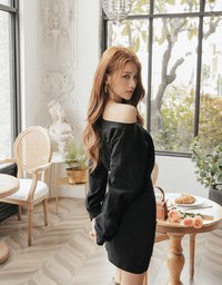 Slant Shoulder Wrinkle Slit Elastic Skirt Setwear