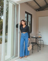Straight-Grain Crop Top