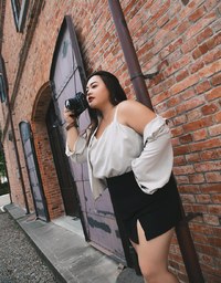 AIRY HOURGLASS K-pop Slimming High Waisted Long Legs Skorts