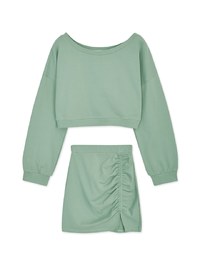 Slant Shoulder Wrinkle Slit Elastic Skirt Setwear