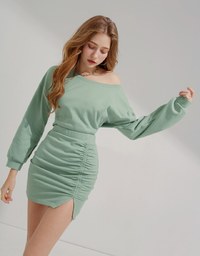 Slant Shoulder Wrinkle Slit Elastic Skirt Setwear