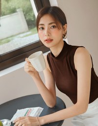 Turtleneck Sleeveless Crop Top
