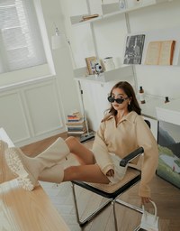 Plain Lapel Loose Crop Top