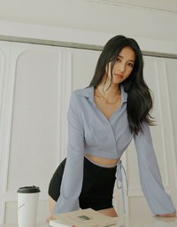 Overlap Lapel Tie Ribbon Crop Top