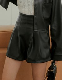 360° High Waisted Pleated Faux Leather Shorts