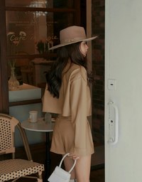 360° High Waisted Pleated Faux Leather Shorts