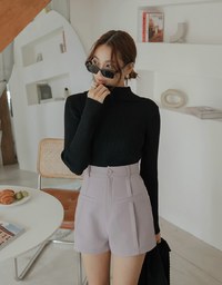 Simple Plain Back Elastic Shorts