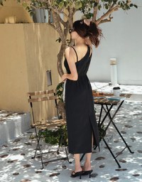 Gold Chain Asymmetric Shoulder Straps Maxi Dress