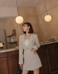 Textured Shoulder Padded Double Button Vented Blazer