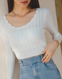 Wavy Edge Long Sleeve Knit Top