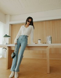 Buttoned Lapel Knit Crop Top