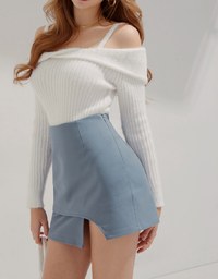 Overlapping Curved Slit Tweed Skirt