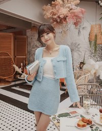 [I'M Meme] Square Collar With Button Crop Blazer Jacket